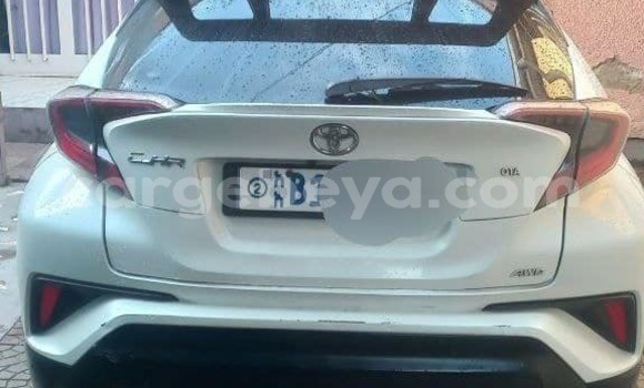 Buy Used Toyota C-HR White Car in Addis–Ababa in Ethiopia Buy Used Toyota C-HR White Car in Addis–Ababa in Ethiopia