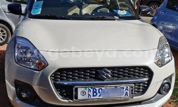 Buy Used Suzuki Swift White Car in Addis–Ababa in Ethiopia