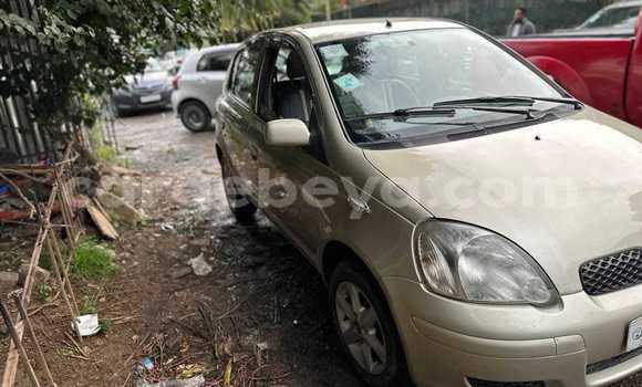 ይግዙ ያገለገለ Toyota Vitz ሌላ መኪና በ አዲስ አበባ በ ኢትዮጵያ