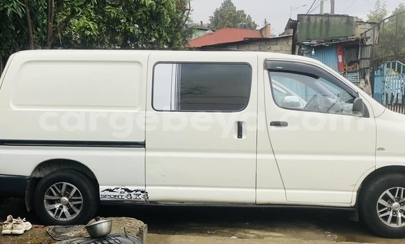 Buy Used Toyota Hiace White Car in Addis–Ababa in Ethiopia Buy Used Toyota Hiace White Car in Addis–Ababa in Ethiopia