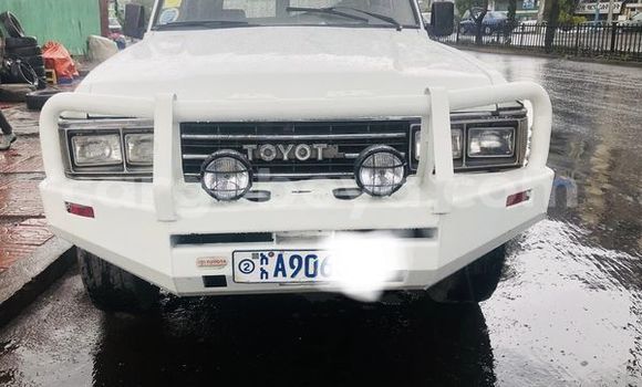 Buy Used Toyota 4Runner White Car in Addis–Ababa in Ethiopia Buy Used Toyota 4Runner White Car in Addis–Ababa in Ethiopia