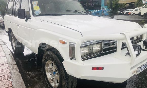 Buy Used Toyota 4Runner White Car in Addis–Ababa in Ethiopia Buy Used Toyota 4Runner White Car in Addis–Ababa in Ethiopia