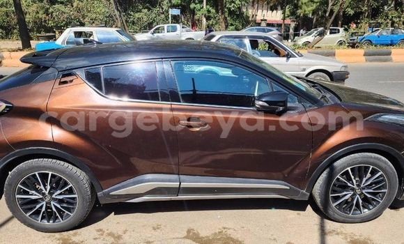 ይግዙ ያገለገለ Toyota C-HR ሌላ መኪና በ አዲስ አበባ በ ኢትዮጵያ ይግዙ ያገለገለ Toyota C-HR ሌላ መኪና በ አዲስ አበባ በ ኢትዮጵያ