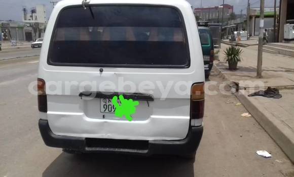 Buy Used Toyota Hiace White Car in Addis–Ababa in Ethiopia Buy Used Toyota Hiace White Car in Addis–Ababa in Ethiopia