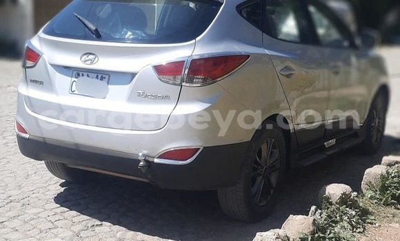 Buy Used Hyundai Tucson Other Car in Addis–Ababa in Ethiopia Buy Used Hyundai Tucson Other Car in Addis–Ababa in Ethiopia