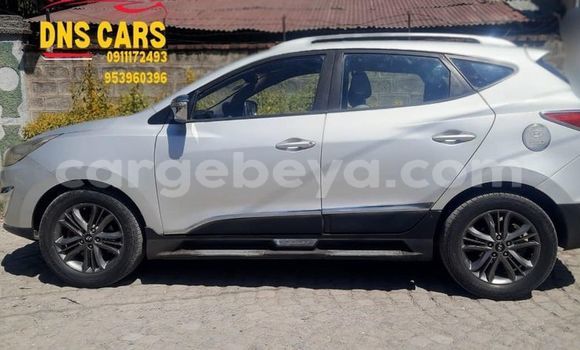 Buy Used Hyundai Tucson Other Car in Addis–Ababa in Ethiopia Buy Used Hyundai Tucson Other Car in Addis–Ababa in Ethiopia