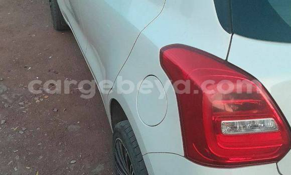 Acheter Occasion Voiture Suzuki Swift Blanc à Addigrat, Tigray Acheter Occasion Voiture Suzuki Swift Blanc à Addigrat, Tigray