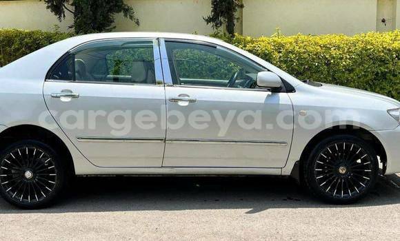 ይግዙ ያገለገለ Toyota Corolla ሌላ መኪና በ አዲስ አበባ በ ኢትዮጵያ