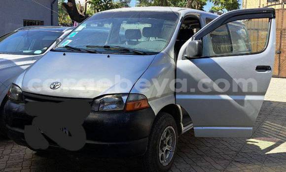 Acheter Occasion Voiture Toyota Hiace Autre à Addis Ababa, Ethiopie Acheter Occasion Voiture Toyota Hiace Autre à Addis Ababa, Ethiopie