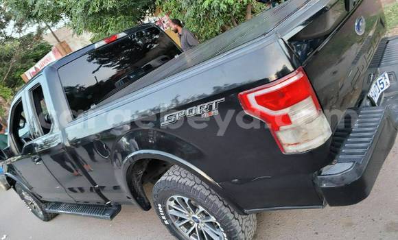 Acheter Occasion Voiture Ford F–150 Noir à Addis Ababa, Ethiopie Acheter Occasion Voiture Ford F–150 Noir à Addis Ababa, Ethiopie