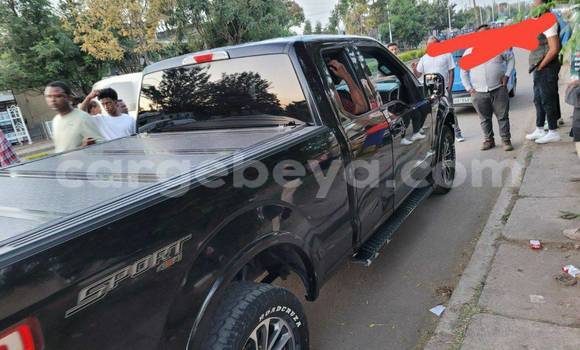 Acheter Occasion Voiture Ford F–150 Noir à Addis Ababa, Ethiopie Acheter Occasion Voiture Ford F–150 Noir à Addis Ababa, Ethiopie