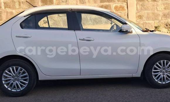 Acheter Occasion Voiture Suzuki Dzire Blanc à Addis Ababa, Ethiopie Acheter Occasion Voiture Suzuki Dzire Blanc à Addis Ababa, Ethiopie