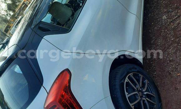 Acheter Occasion Voiture Suzuki Swift Autre à Addis Ababa, Ethiopie Acheter Occasion Voiture Suzuki Swift Autre à Addis Ababa, Ethiopie