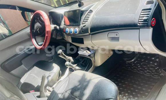 Acheter Occasion Voiture Mitsubishi L200 Noir à Addis Ababa, Ethiopie Acheter Occasion Voiture Mitsubishi L200 Noir à Addis Ababa, Ethiopie