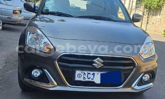 ይግዙ ያገለገለ Suzuki Dzire ሌላ መኪና በ አዲስ አበባ በ ኢትዮጵያ
