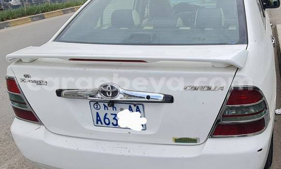 Acheter Occasion Voiture Toyota Corolla Blanc à Addis Ababa, Ethiopie Acheter Occasion Voiture Toyota Corolla Blanc à Addis Ababa, Ethiopie