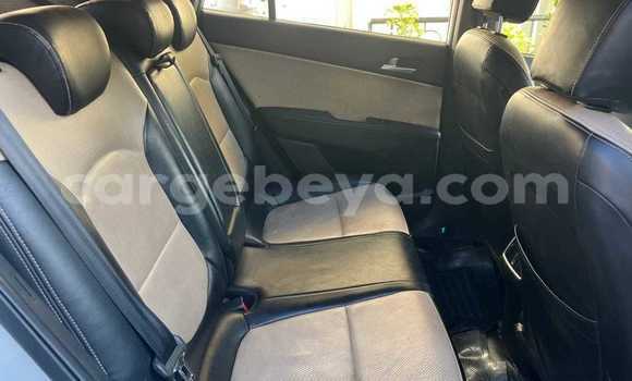 ይግዙ ያገለገለ Hyundai Creta ነጭ መኪና በ አዲስ አበባ በ ኢትዮጵያ ይግዙ ያገለገለ Hyundai Creta ነጭ መኪና በ አዲስ አበባ በ ኢትዮጵያ