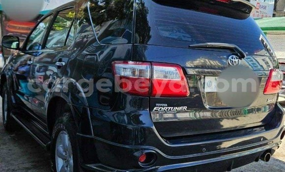 ይግዙ ያገለገለ Toyota Fortuner ጥቁር መኪና በ አዲስ አበባ በ ኢትዮጵያ ይግዙ ያገለገለ Toyota Fortuner ጥቁር መኪና በ አዲስ አበባ በ ኢትዮጵያ