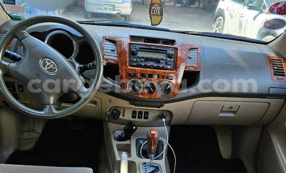 ይግዙ ያገለገለ Toyota Fortuner ጥቁር መኪና በ አዲስ አበባ በ ኢትዮጵያ ይግዙ ያገለገለ Toyota Fortuner ጥቁር መኪና በ አዲስ አበባ በ ኢትዮጵያ