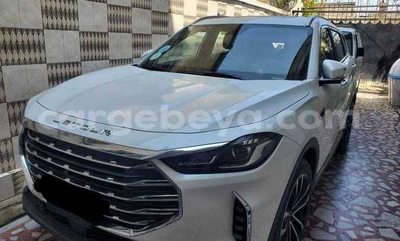 Buy Used Toyota Highlander White Car in Addis–Ababa in Ethiopia Buy Used Toyota Highlander White Car in Addis–Ababa in Ethiopia