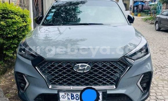 ይግዙ ያገለገለ Hyundai Tucson ሌላ መኪና በ አዲስ አበባ በ ኢትዮጵያ ይግዙ ያገለገለ Hyundai Tucson ሌላ መኪና በ አዲስ አበባ በ ኢትዮጵያ