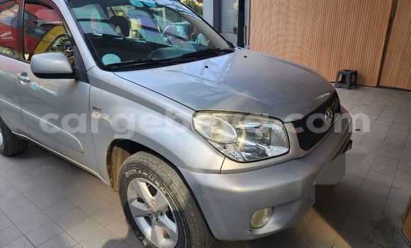 ይግዙ ያገለገለ Toyota RAV4 ሌላ መኪና በ አዲስ አበባ በ ኢትዮጵያ ይግዙ ያገለገለ Toyota RAV4 ሌላ መኪና በ አዲስ አበባ በ ኢትዮጵያ