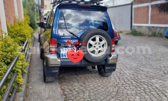 Buy Used Mitsubishi Pajero Blue Car in Addis–Ababa in Ethiopia Buy Used Mitsubishi Pajero Blue Car in Addis–Ababa in Ethiopia
