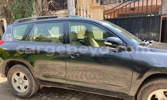 Buy Used Toyota RAV4 Black Car in Addis–Ababa in Ethiopia Buy Used Toyota RAV4 Black Car in Addis–Ababa in Ethiopia