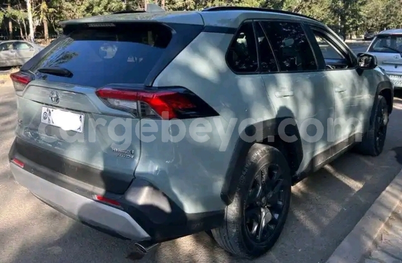 Big with watermark toyota rav4 somali werder 10848