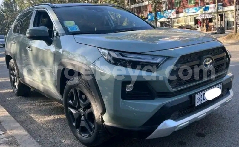 Big with watermark toyota rav4 somali werder 10848