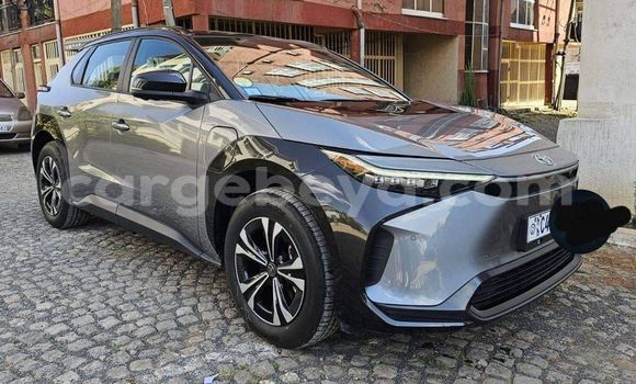 ይግዙ ያገለገለ Toyota bB ሌላ መኪና በ አዲስ አበባ በ ኢትዮጵያ ይግዙ ያገለገለ Toyota bB ሌላ መኪና በ አዲስ አበባ በ ኢትዮጵያ