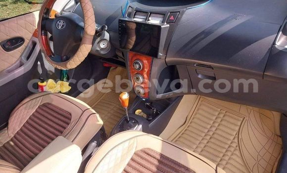 ይግዙ ያገለገለ Toyota Yaris ሰማያዊ መኪና በ አዲስ አበባ በ ኢትዮጵያ ይግዙ ያገለገለ Toyota Yaris ሰማያዊ መኪና በ አዲስ አበባ በ ኢትዮጵያ