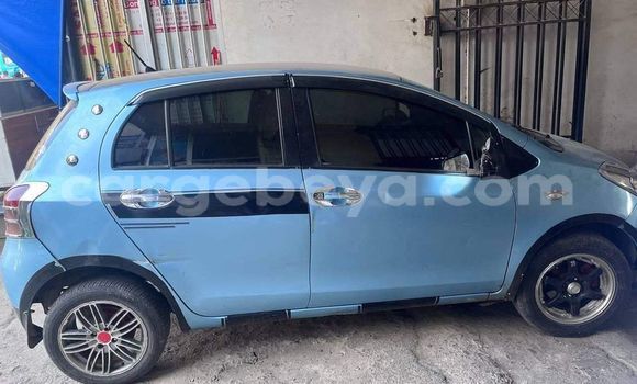 ይግዙ ያገለገለ Toyota Yaris ሰማያዊ መኪና በ አዲስ አበባ በ ኢትዮጵያ ይግዙ ያገለገለ Toyota Yaris ሰማያዊ መኪና በ አዲስ አበባ በ ኢትዮጵያ