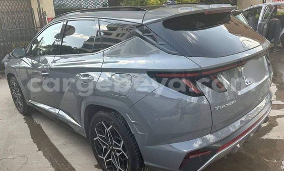 ይግዙ ያገለገለ Hyundai Tucson ሌላ መኪና በ አዲስ አበባ በ ኢትዮጵያ ይግዙ ያገለገለ Hyundai Tucson ሌላ መኪና በ አዲስ አበባ በ ኢትዮጵያ
