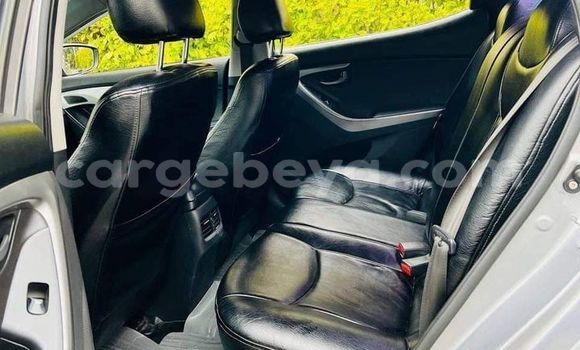 ይግዙ ያገለገለ Hyundai Avante ሌላ መኪና በ አዲስ አበባ በ ኢትዮጵያ ይግዙ ያገለገለ Hyundai Avante ሌላ መኪና በ አዲስ አበባ በ ኢትዮጵያ