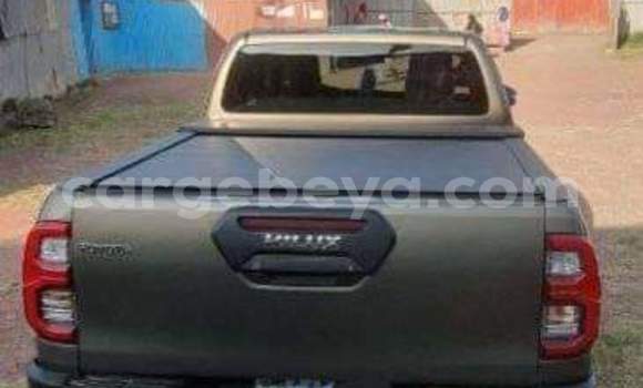 ይግዙ ያገለገለ Toyota Innova ሌላ መኪና በ አዲስ አበባ በ ኢትዮጵያ ይግዙ ያገለገለ Toyota Innova ሌላ መኪና በ አዲስ አበባ በ ኢትዮጵያ