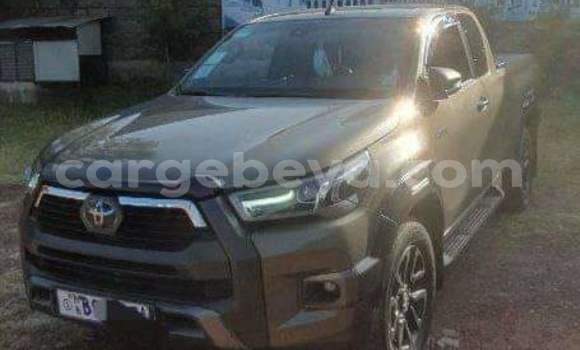 ይግዙ ያገለገለ Toyota Innova ሌላ መኪና በ አዲስ አበባ በ ኢትዮጵያ ይግዙ ያገለገለ Toyota Innova ሌላ መኪና በ አዲስ አበባ በ ኢትዮጵያ
