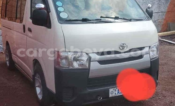 Buy Used Toyota Hiace White Car in Addis–Ababa in Ethiopia Buy Used Toyota Hiace White Car in Addis–Ababa in Ethiopia