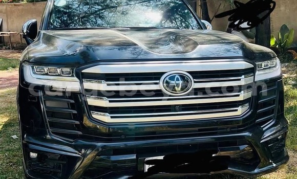 Buy Used Toyota Land Cruiser Black Car in Addis–Ababa in Ethiopia