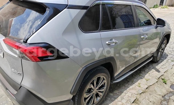 Buy Used Toyota RAV4 Other Car in Addis–Ababa in Ethiopia Buy Used Toyota RAV4 Other Car in Addis–Ababa in Ethiopia