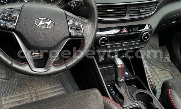 Buy Used Hyundai Tucson Beige Car in Addis–Ababa in Ethiopia Buy Used Hyundai Tucson Beige Car in Addis–Ababa in Ethiopia