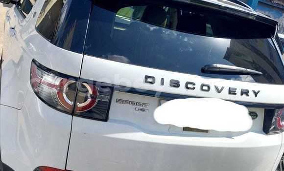 Acheter Occasion Voiture Land Rover Discovery Blanc à Addiet–Canna, Ethiopie Acheter Occasion Voiture Land Rover Discovery Blanc à Addiet–Canna, Ethiopie