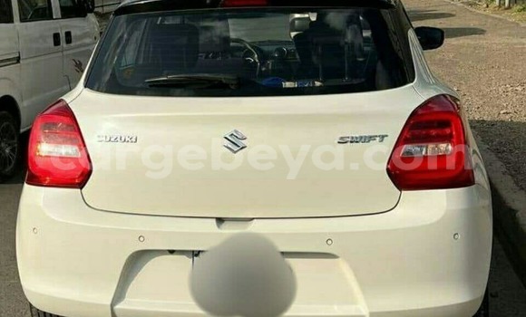Acheter Occasion Voiture Suzuki Swift Blanc à Addis Ababa, Ethiopie Acheter Occasion Voiture Suzuki Swift Blanc à Addis Ababa, Ethiopie