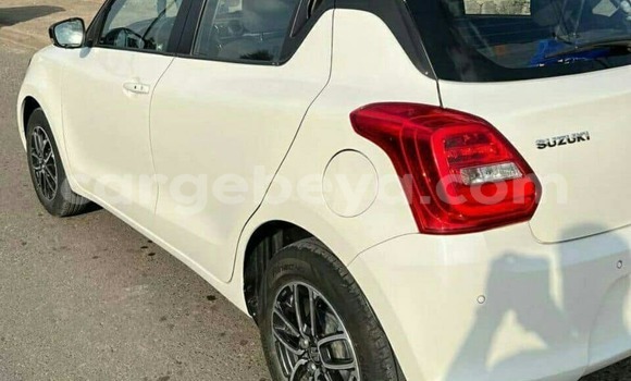 Acheter Occasion Voiture Suzuki Swift Blanc à Addis Ababa, Ethiopie Acheter Occasion Voiture Suzuki Swift Blanc à Addis Ababa, Ethiopie