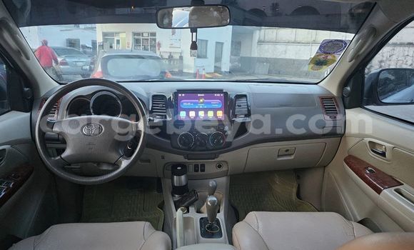 Acheter Occasion Voiture Toyota Fortuner Blanc à Addis Ababa, Ethiopie Acheter Occasion Voiture Toyota Fortuner Blanc à Addis Ababa, Ethiopie