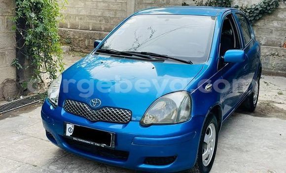 Buy Used Toyota Vitz Blue Car in Addis–Ababa in Ethiopia