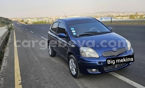 Acheter Occasion Voiture Toyota Yaris Noir à Addis Ababa, Ethiopie Acheter Occasion Voiture Toyota Yaris Noir à Addis Ababa, Ethiopie