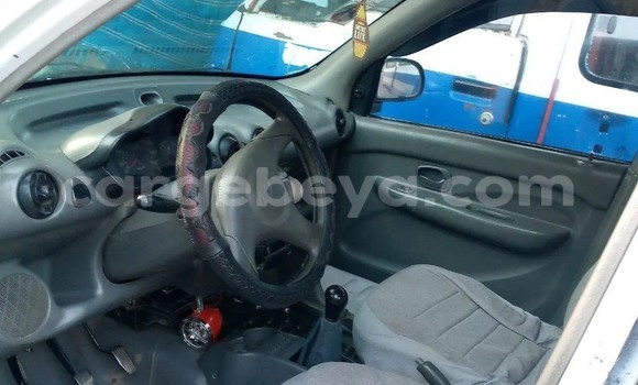 Acheter Occasion Voiture Toyota Etios Blanc à Addis Ababa, Ethiopie Acheter Occasion Voiture Toyota Etios Blanc à Addis Ababa, Ethiopie