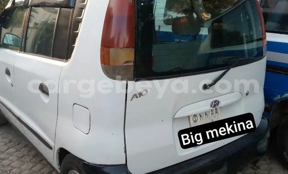 Acheter Occasion Voiture Toyota Etios Blanc à Addis Ababa, Ethiopie Acheter Occasion Voiture Toyota Etios Blanc à Addis Ababa, Ethiopie