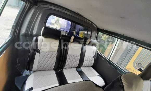 Acheter Occasion Voiture Toyota Dolphin Noir à Addis Ababa, Ethiopie Acheter Occasion Voiture Toyota Dolphin Noir à Addis Ababa, Ethiopie